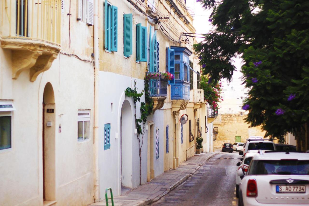 Giljana Ensuite Rooms Shared Terrace & Kitchen سانت جوليان المظهر الخارجي الصورة