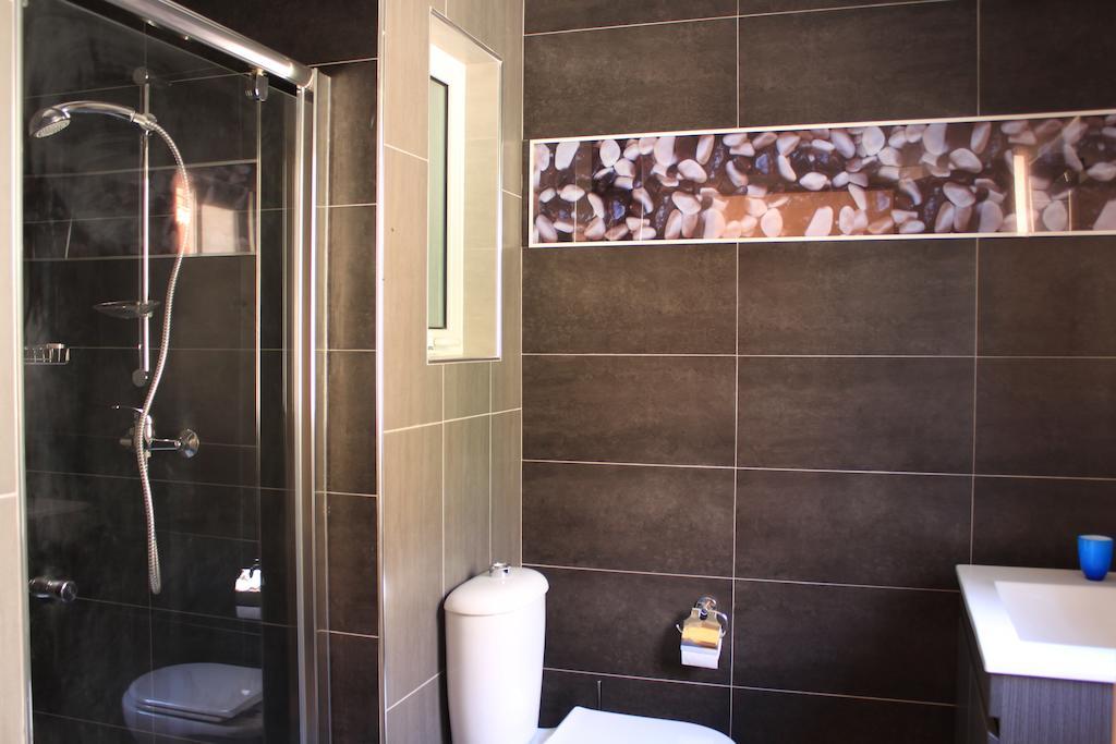 Giljana Ensuite Rooms Shared Terrace & Kitchen سانت جوليان الغرفة الصورة